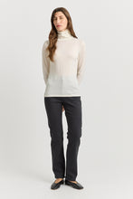 Load image into Gallery viewer, Toorallie Turtle Neck (or Skivvy) Merino Top - Warm White
