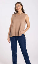 Load image into Gallery viewer, Two T&#39;s Merino/Cotton knit Vest - Camel
