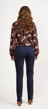 Load image into Gallery viewer, Vassalli Slim Leg Knit Jean - Carbon
