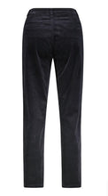 Load image into Gallery viewer, Vassalli Ankle Grazer Relaxed Boyfriend Cord Pant - Pewter
