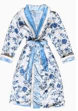Load image into Gallery viewer, Versailles Reversible Blue Velvet Robe
