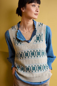 Seasalt Cornwall Partridge Vest - Porcelain Aran Cornflower