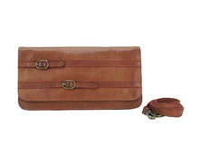Load image into Gallery viewer, Kompanero Aleks Leather Clutch
