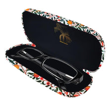 Load image into Gallery viewer, William Morris Glasses Case - Fruit
