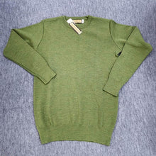 Load image into Gallery viewer, Australian Merino Wool Sophie Crew Neck Jumper - Olive
