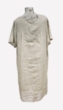 Load image into Gallery viewer, Linen Vicky Dress
