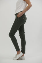 Load image into Gallery viewer, Italian Star Jeans - Military
