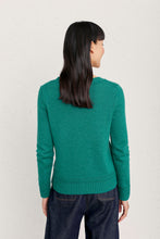 Load image into Gallery viewer, Seasalt Cornwall Fox Tor Jumper - Green
