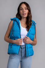 Load image into Gallery viewer, HUT Puffer Vest - Electric Blue

