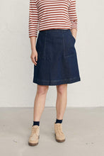 Load image into Gallery viewer, Seasalt Cornwall May&#39;s Rock Skirt - Dark Rinse Denim
