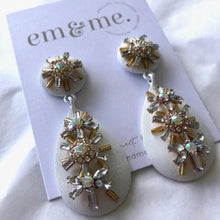 Load image into Gallery viewer, Dazzle Earrings
