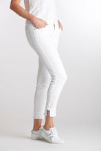 Load image into Gallery viewer, Italian Star Polo Jeans - White
